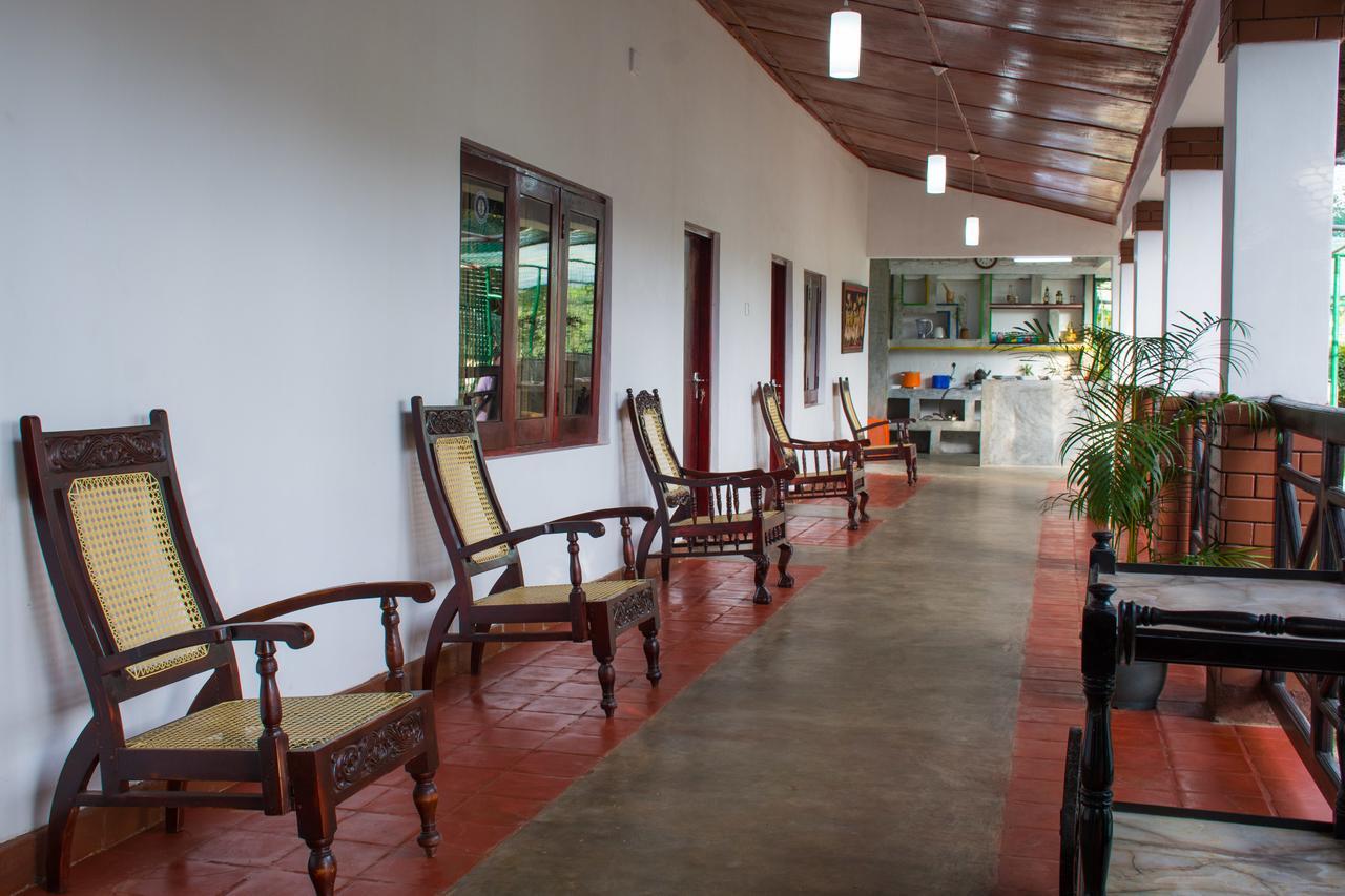 Udawatta Kele Villa Kandy Exterior photo